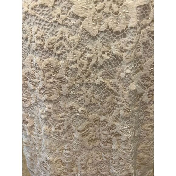 Long Sleeve Lace Top by Woman - Picture 4 of 6